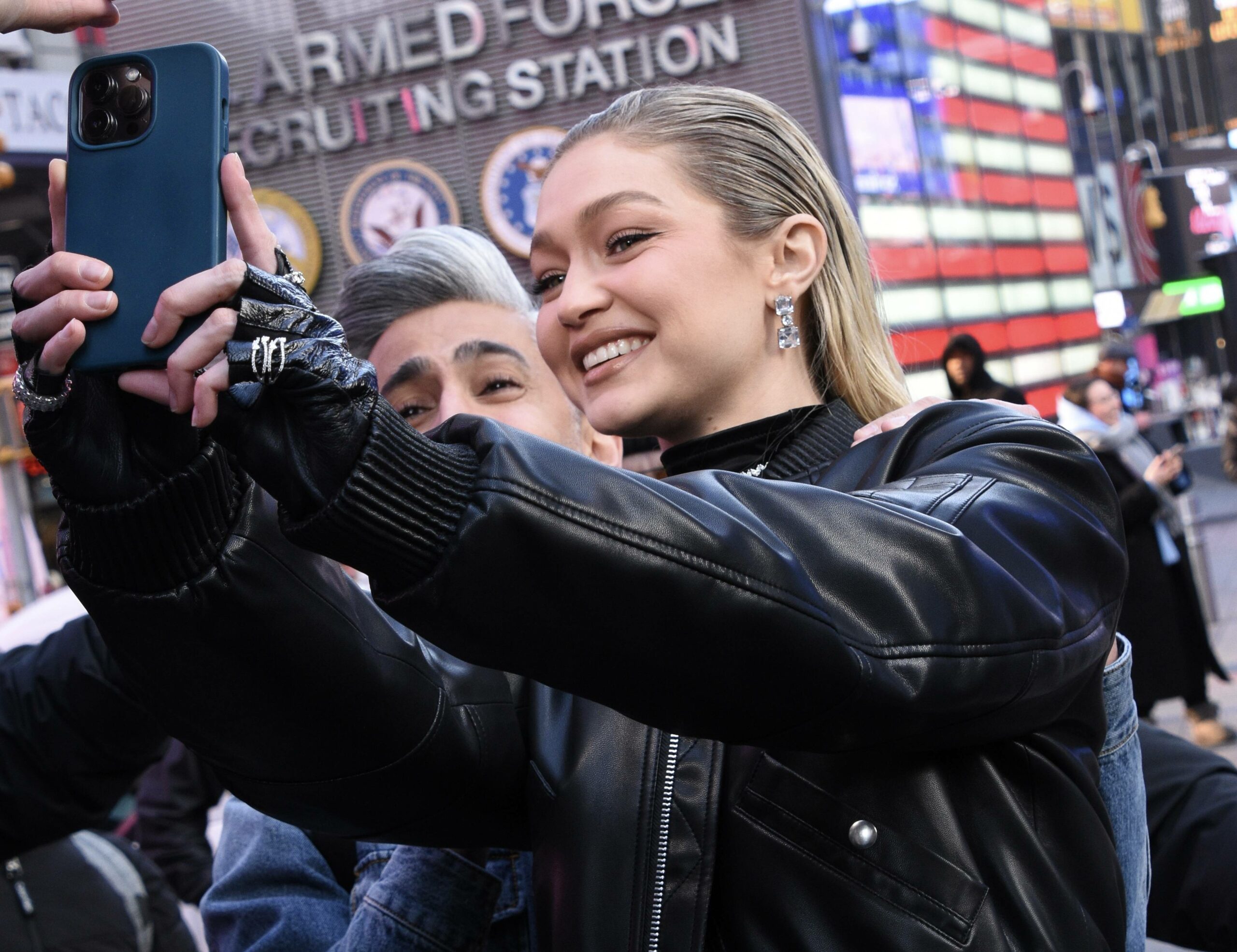 Je N Ai Pas Vraiment Pu Gigi Hadid Donne Un Aper U De Ce Quoi S