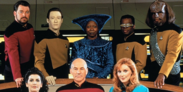 ブレント・スパイナーは、「スタートレックピカード」の「次世代」キャストの再会に反応します。 Netflix News