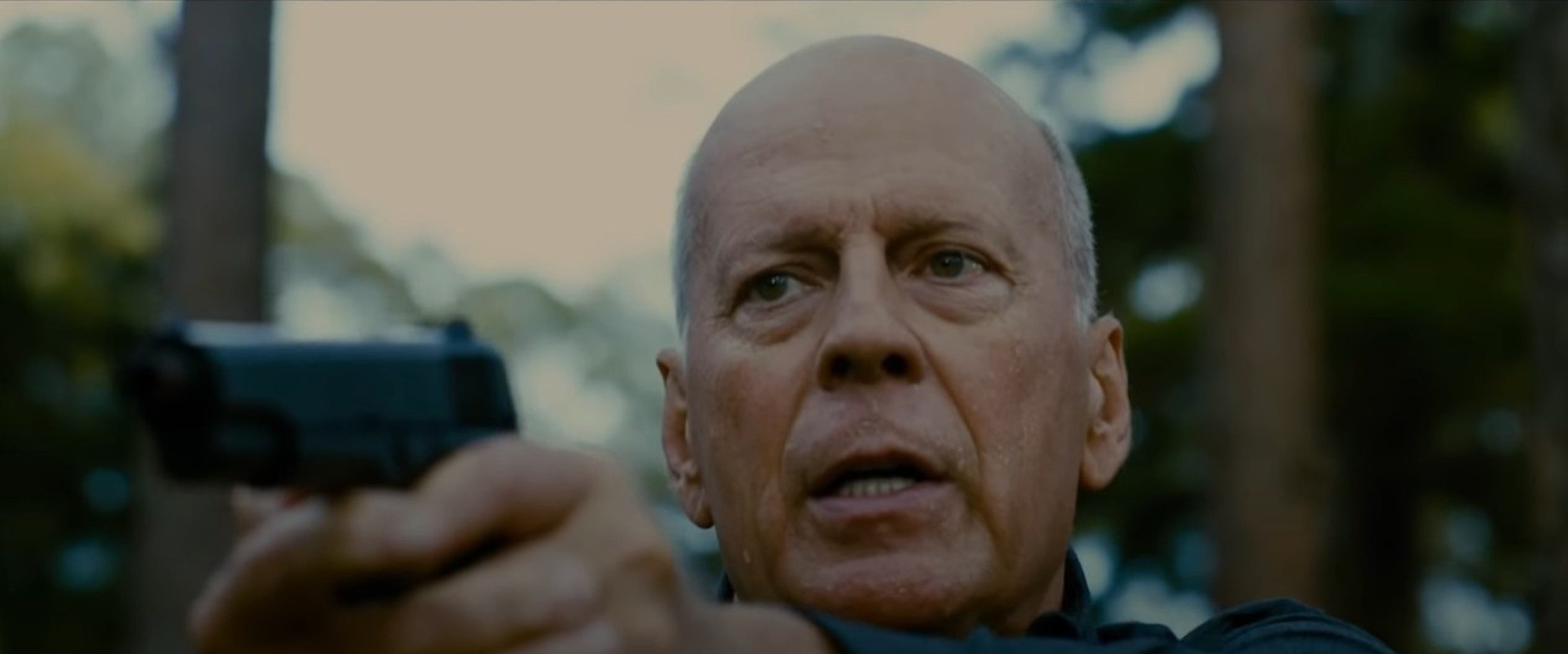 Боевики с брюсом уиллисом. Осада (2021). Siege Bruce Willis.