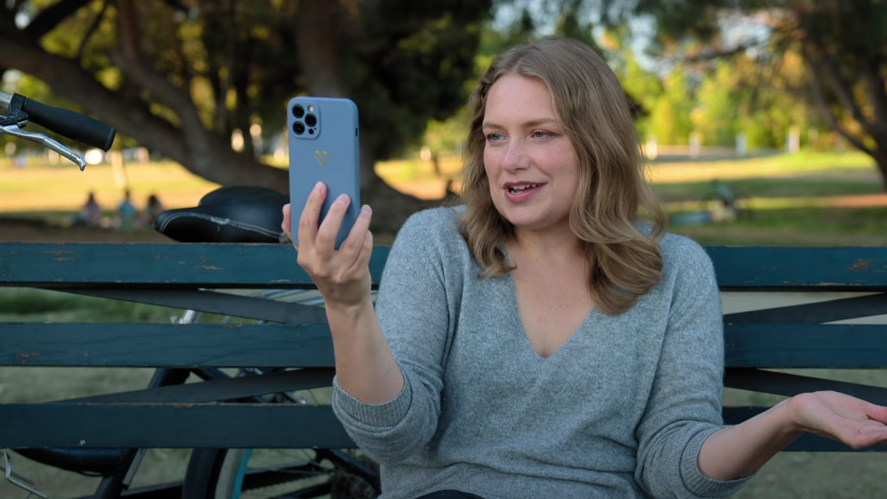 Où l'émission télévisée Roar est diffusée après la réaction sauvage de