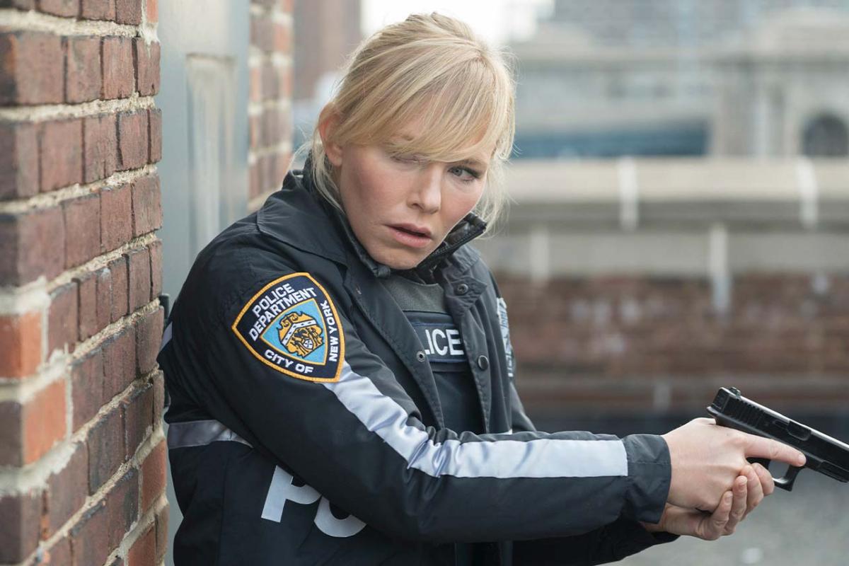 Amanda Rollins Est De Retour Kelli Giddish Devrait Faire Une