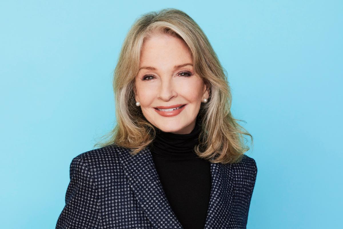 La Légende De"Days Of Our Lives"Deidre Hall Honorée Par Ses Co-stars ...